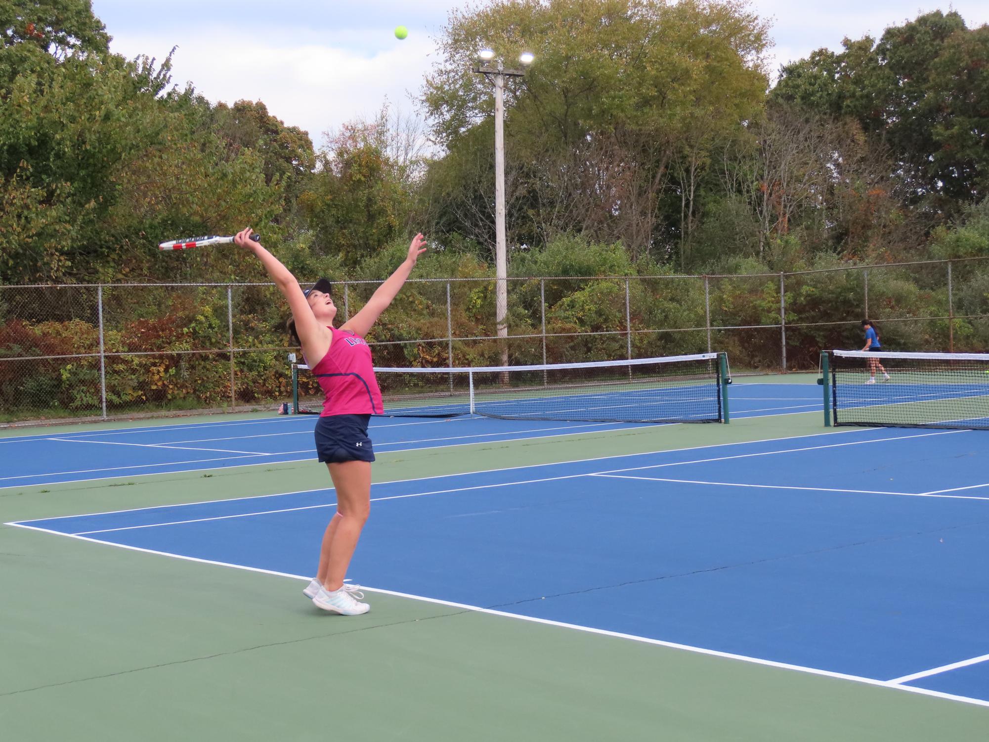 Girls Tennis Finishes Succesful Season with Young Squad