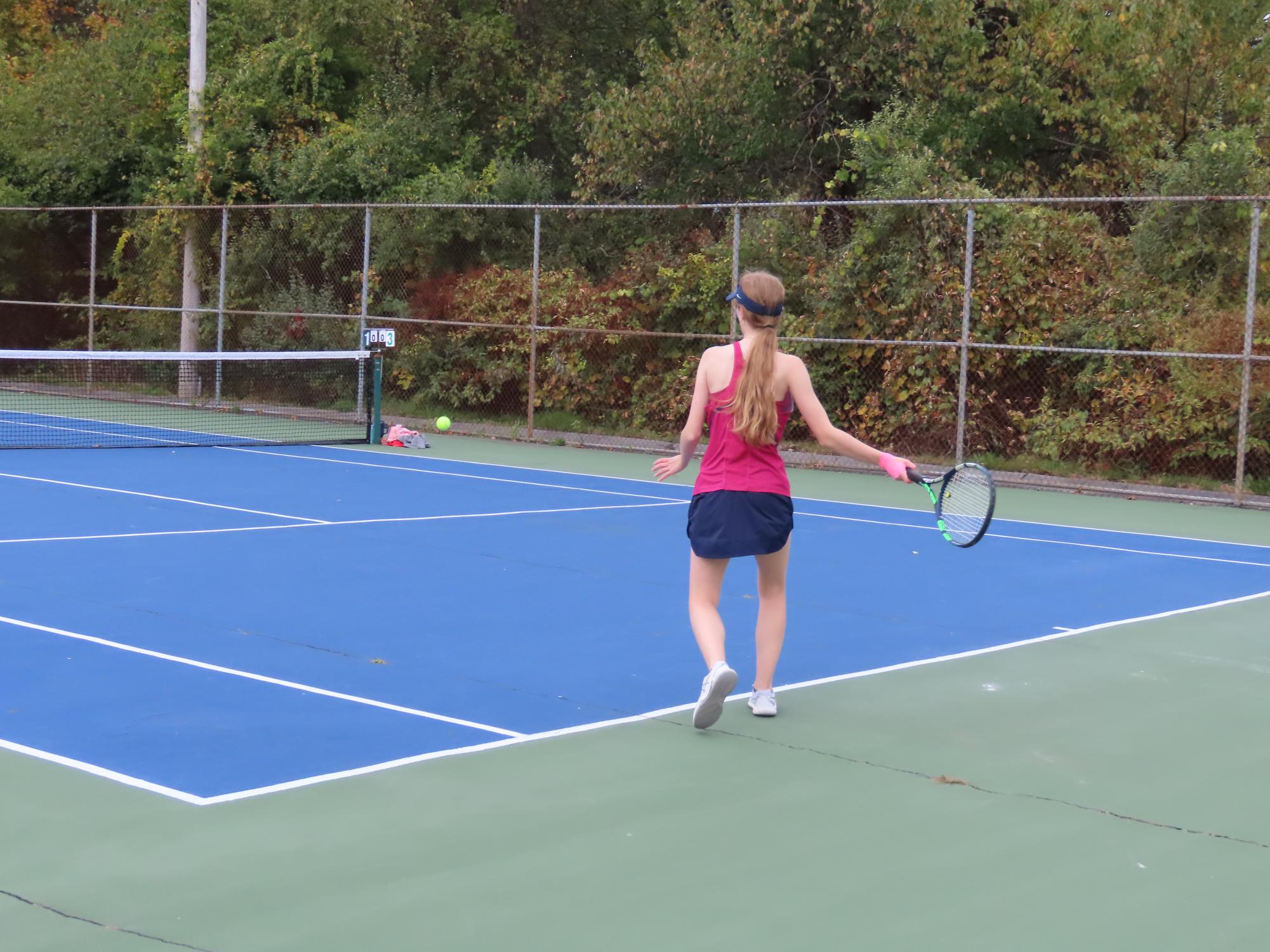 Girls Tennis Finishes Succesful Season with Young Squad