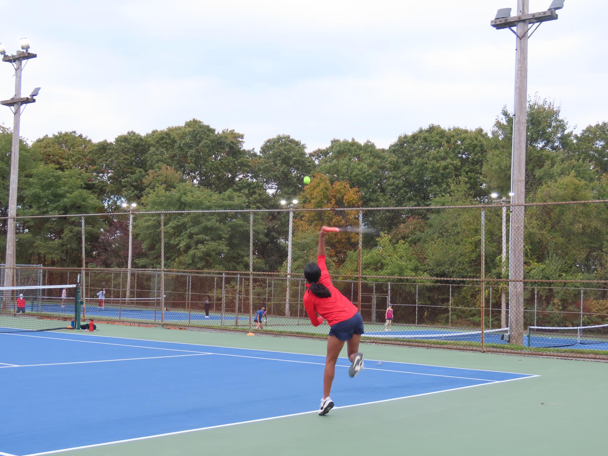 Girls Tennis Finishes Succesful Season with Young Squad