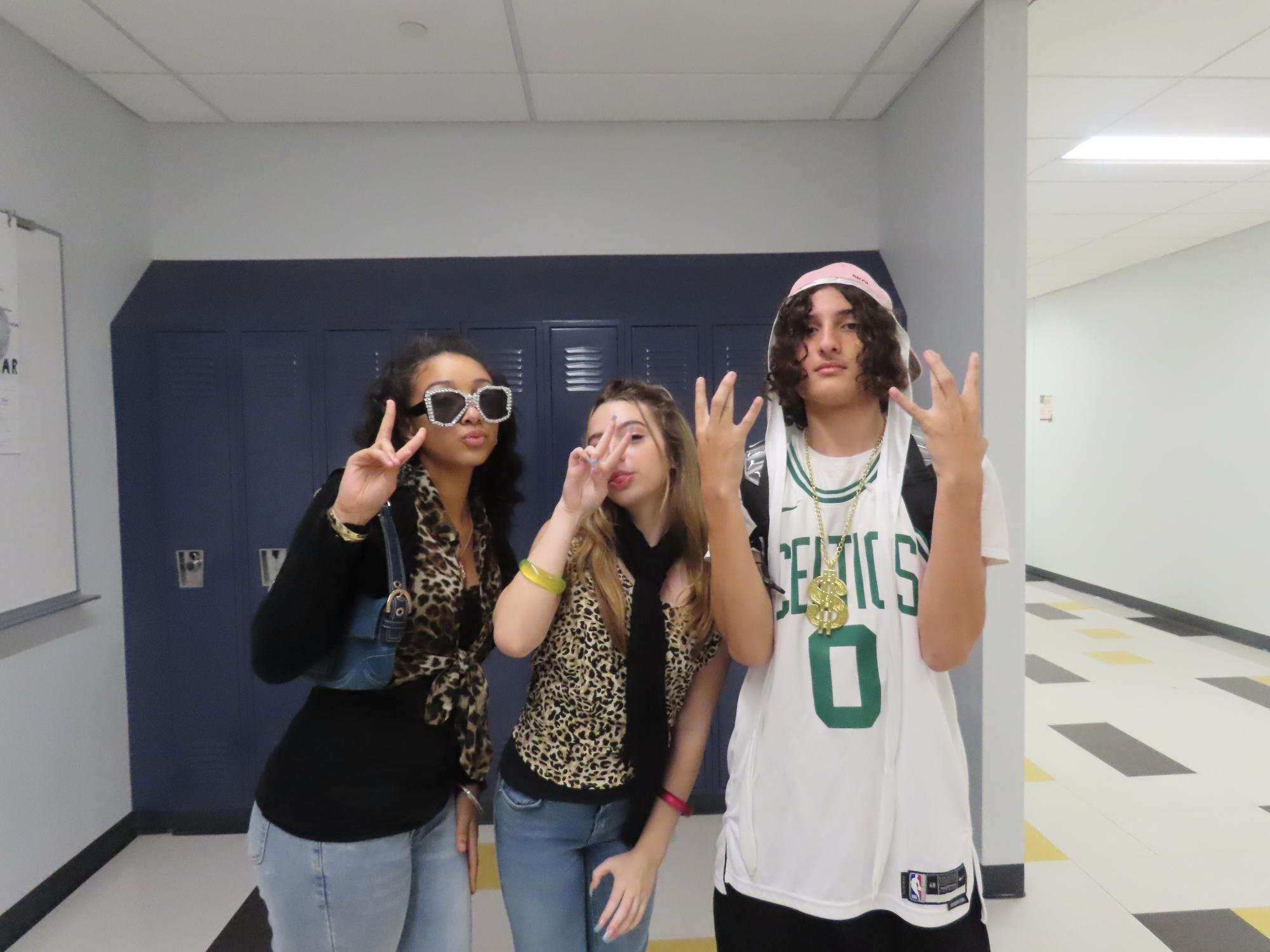 Spirit Week '24: Throwback Thursday!