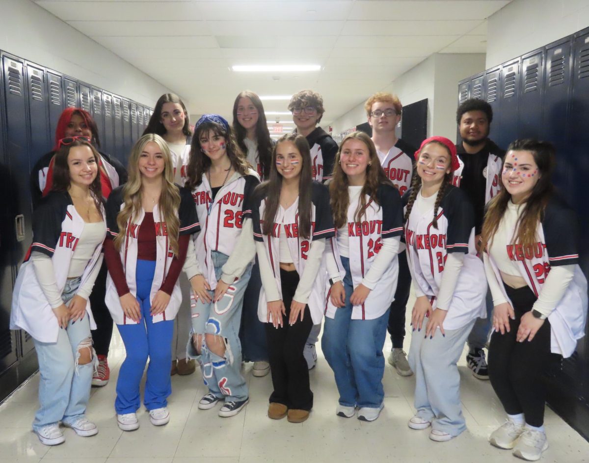 Seniors Zane O’Connor, Neala Bentley, London Rapko, Billy Accardi, Tj Illuzzi, Weslie Estevez, Giana Tumminelli, Ava Good, Samantha Lees, Maya Drolet, Caleigh Parent, Charlotte Drolet and Ameenah Waahid