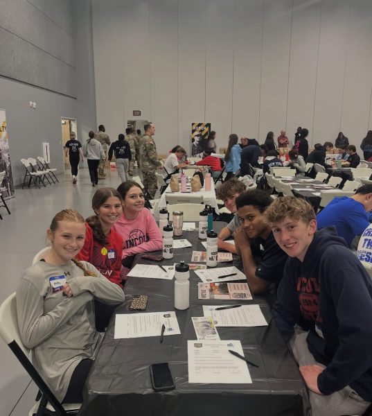 Lincoln Athletes Build Leadership Skills at RIIL Workshop