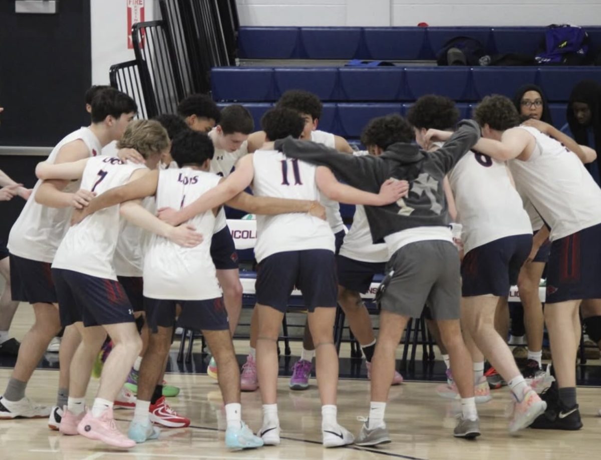 Lincoln boys volleyball returning for glory